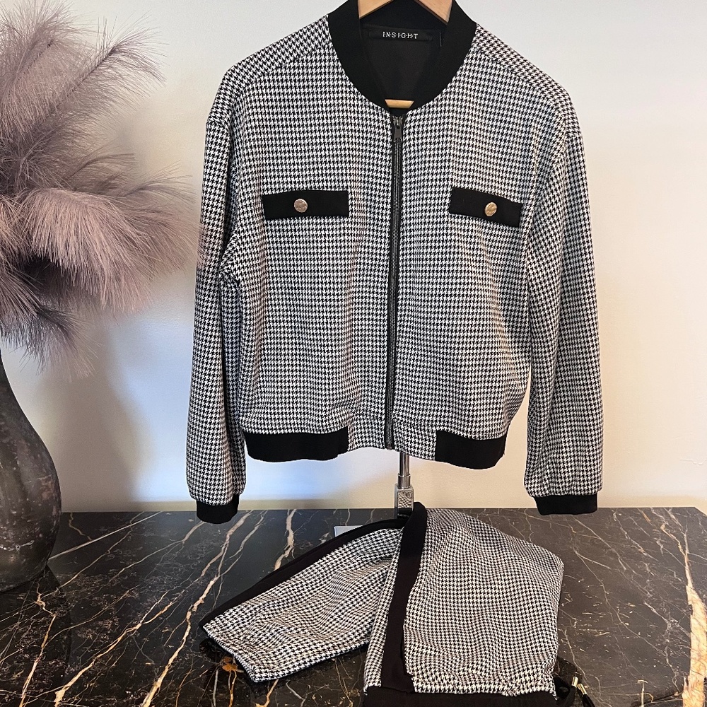 INSIGHT Brand fashion forward 2-piece B&W houndstooth jacket and jogger Size S